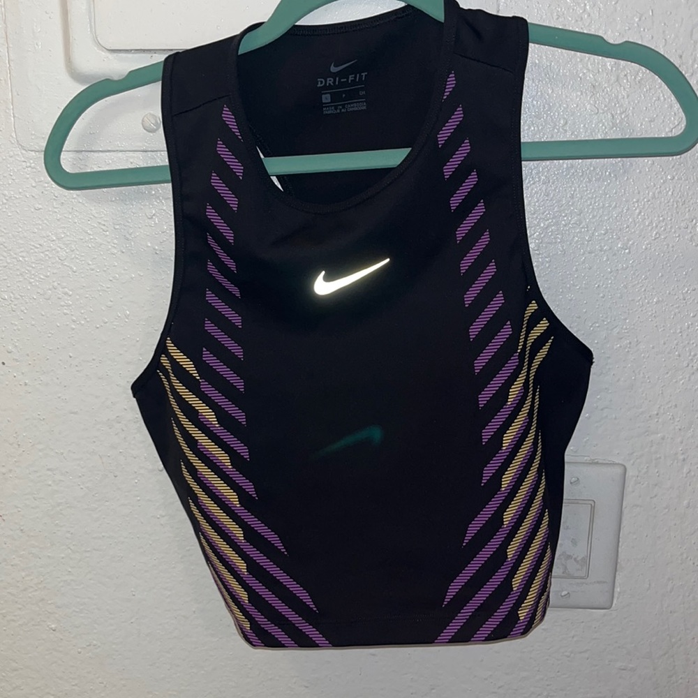 Sport top nike dri-fit